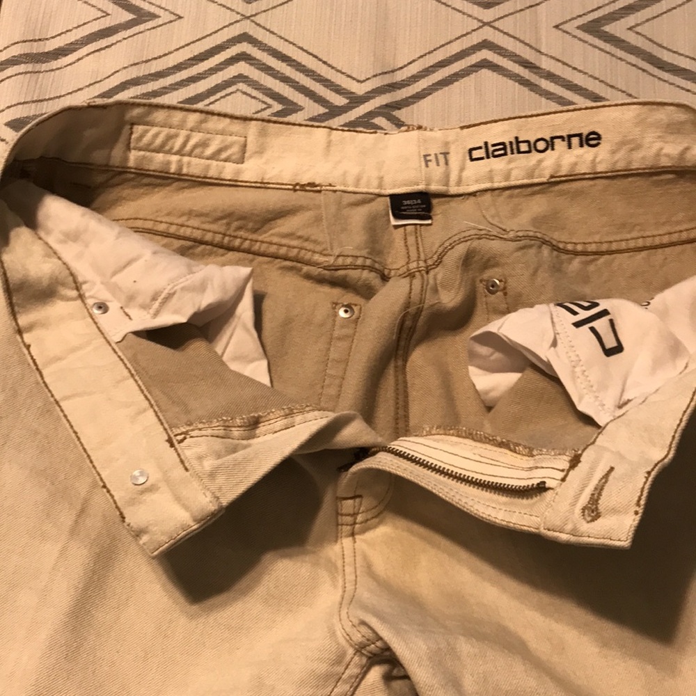 Claiborne Cream Jeans - Picture 6 of 17